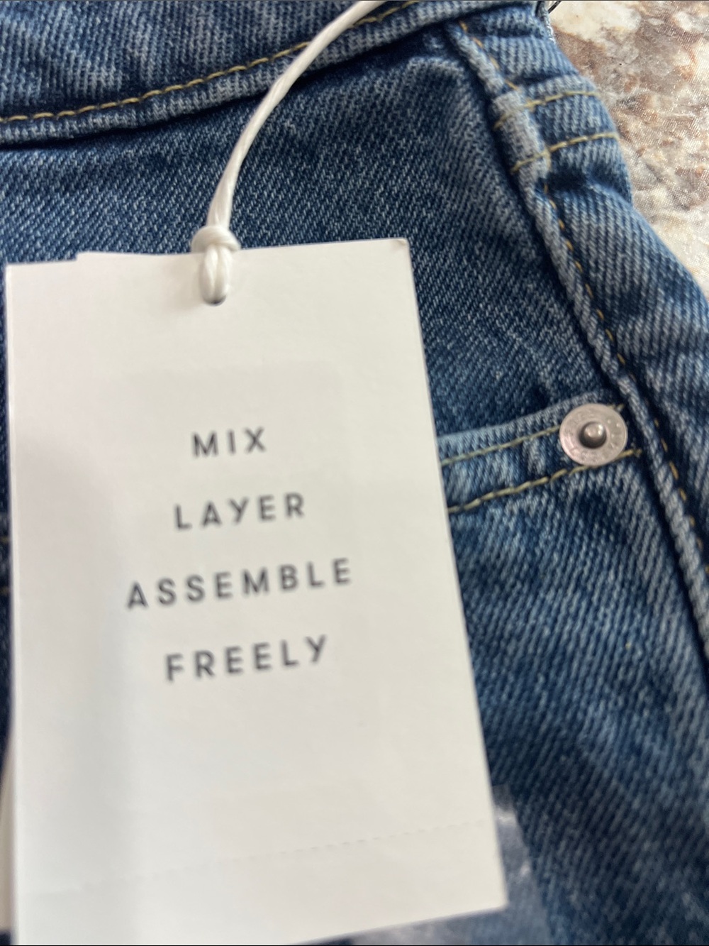 Free Assembly Mid-Rise Dark Blue Rolled Hem Denim Shorts - Picture 6 of 7